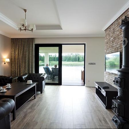 Golfbay Villa Senica Luaran gambar